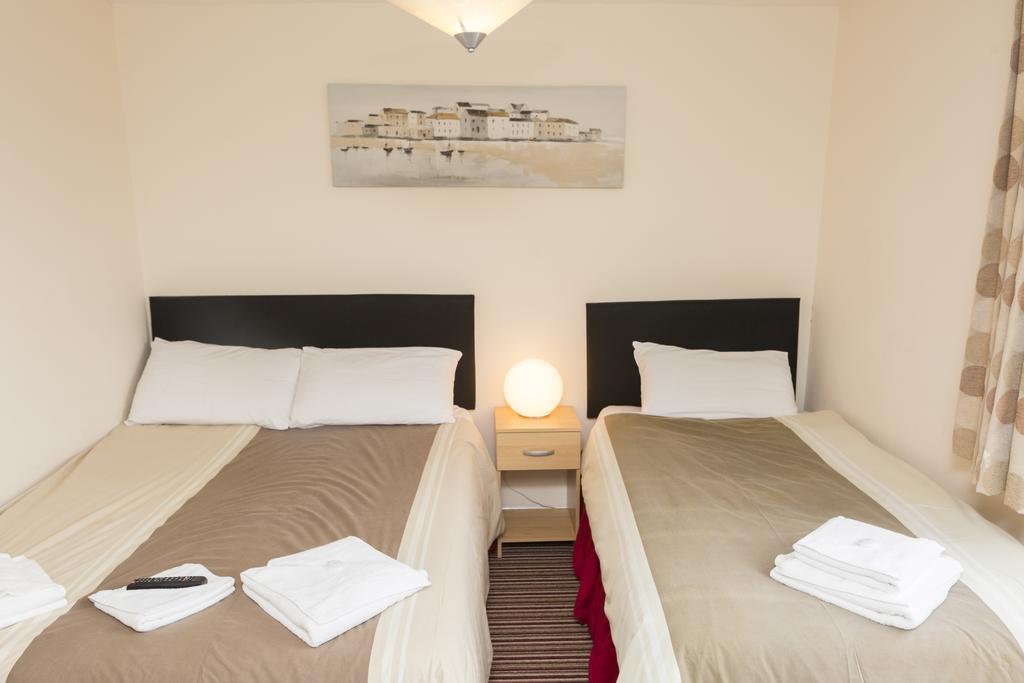 Southend Guest House - Close To Beach, Train Station & Southend Airport Szoba fotó