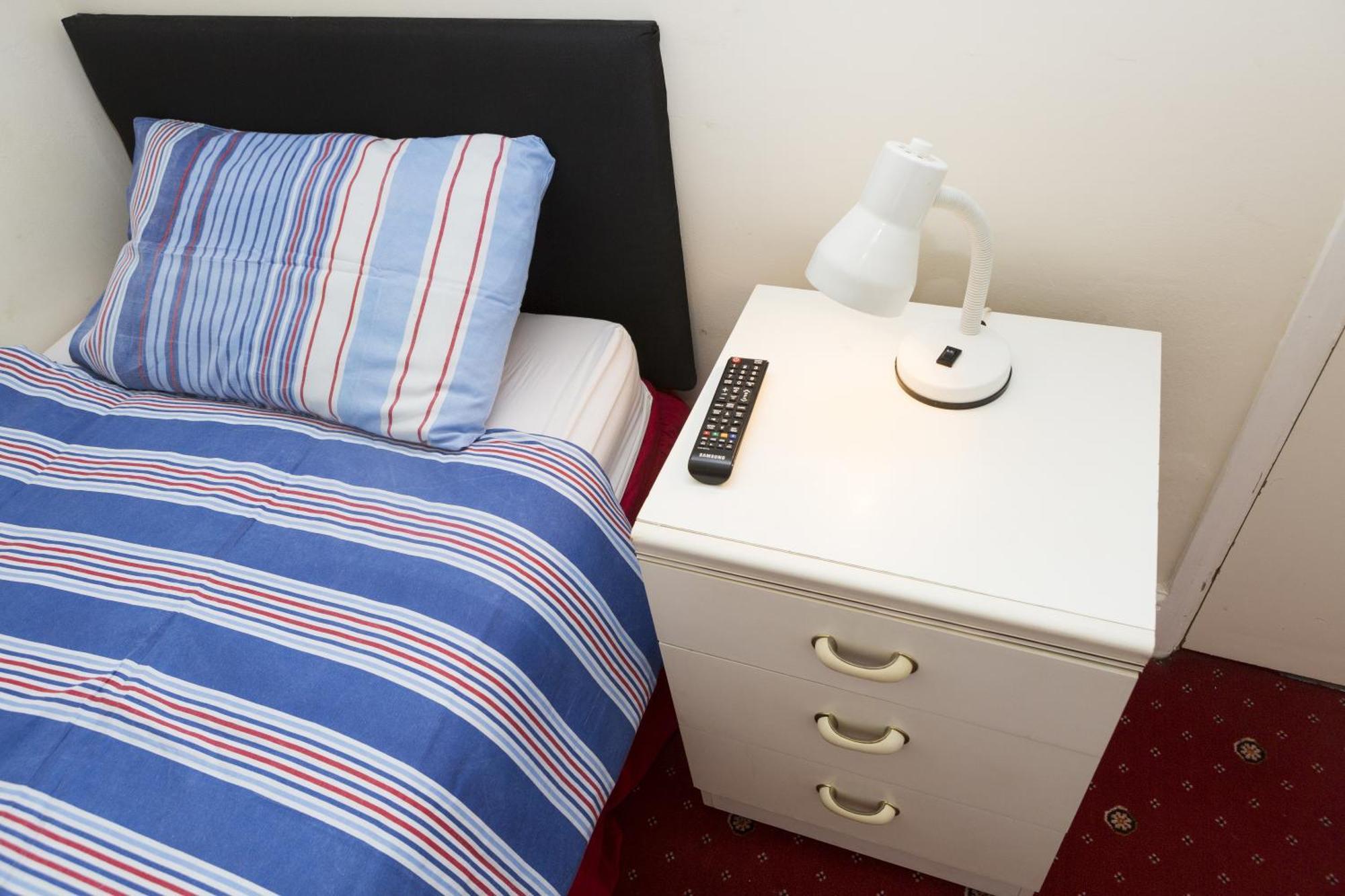 Southend Guest House - Close To Beach, Train Station & Southend Airport Szoba fotó